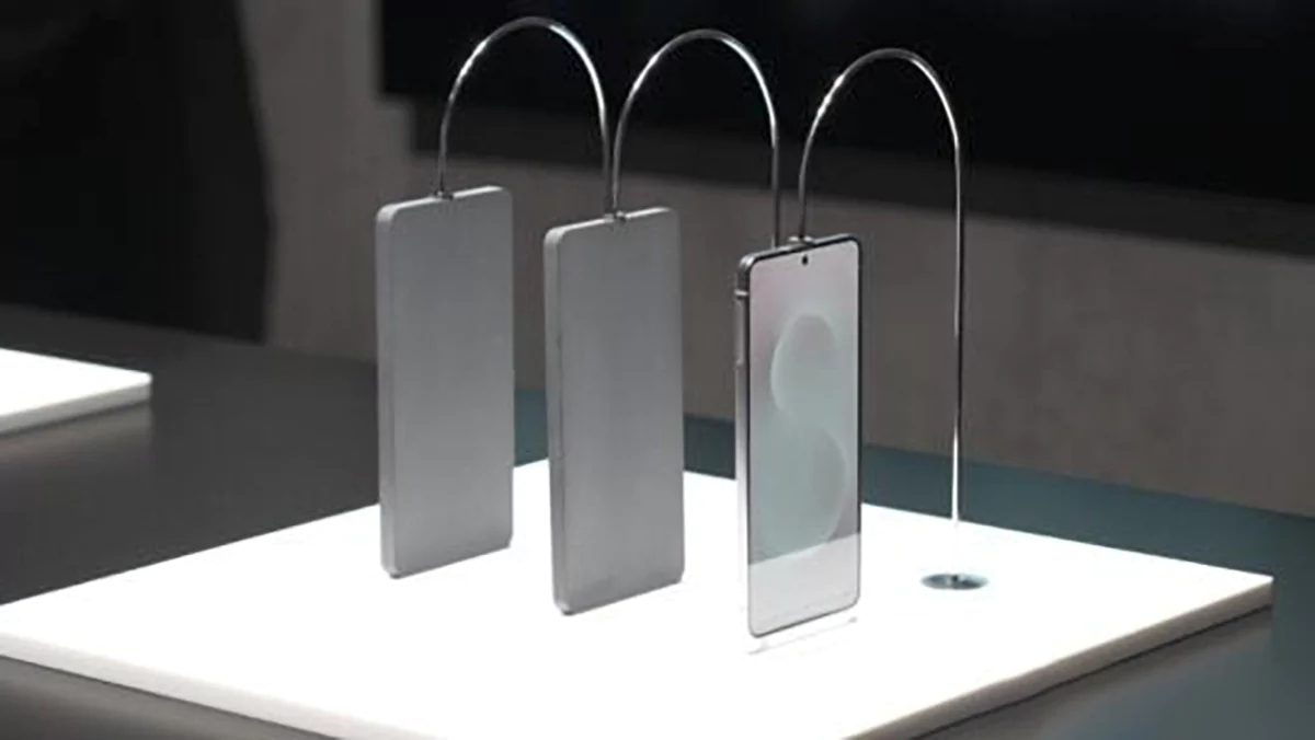 Samsung Galaxy S25 Edge Mat Lung Gom 1